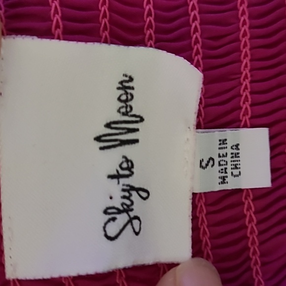 Sky to moon dress/ size S/ color fushia - Picture 7 of 9